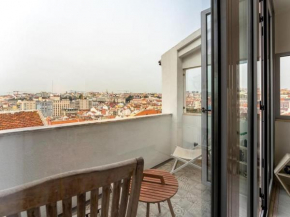 Sunny Apartment in Bica